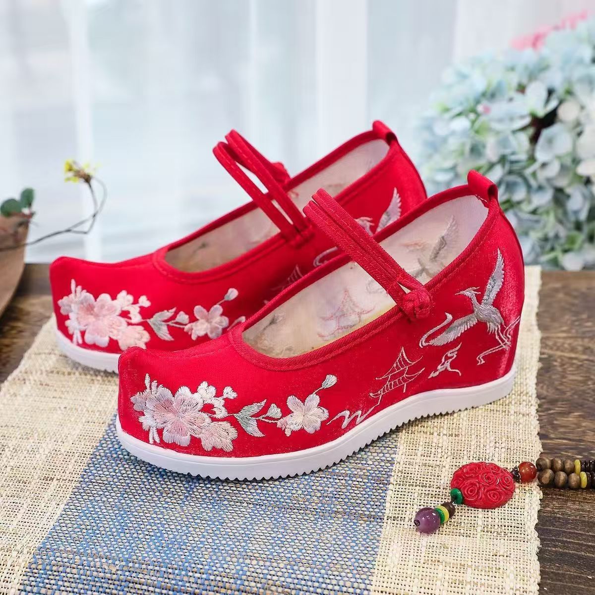 Embroidery Wedding - Chaussures brodées internes pour femmes, semelle