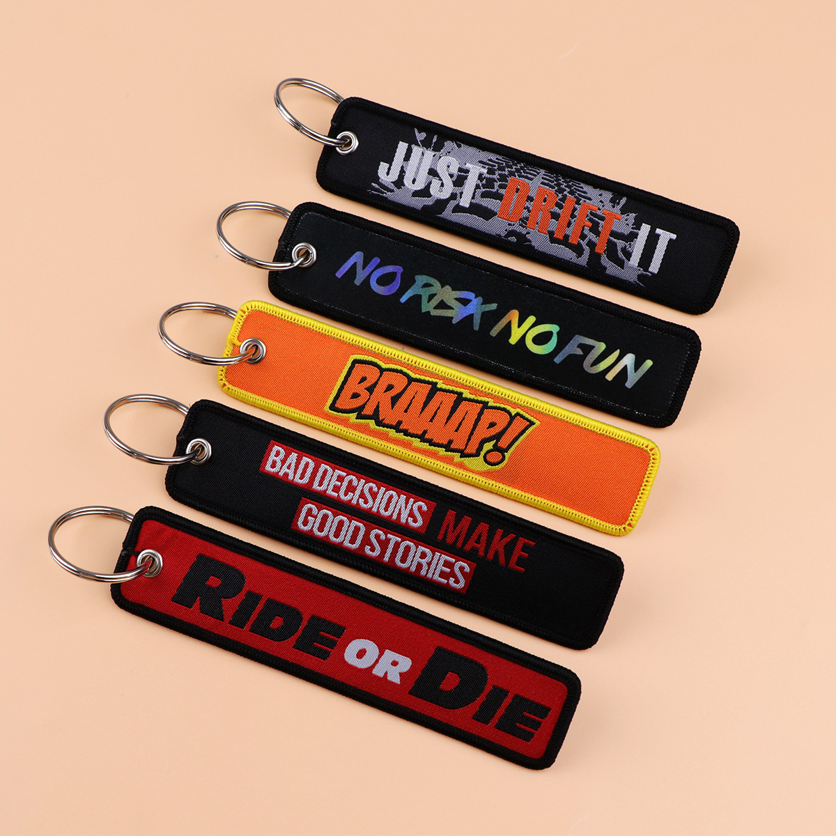 1 pièce - Porte-clés brodé ave - Embroidery Quote avis et prix