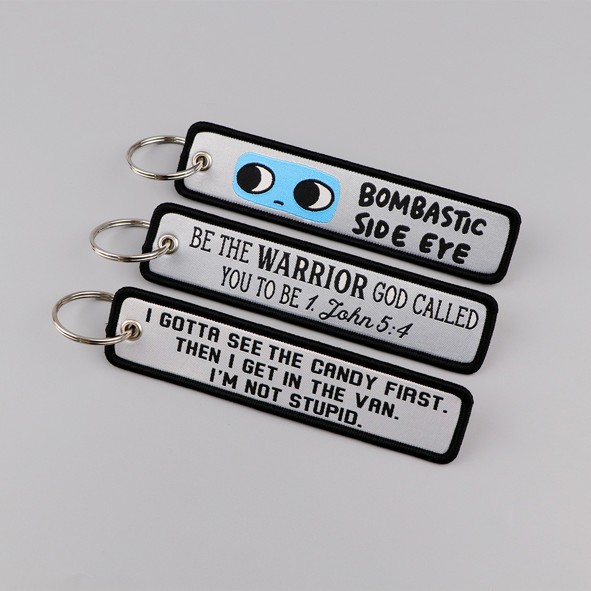 1 pièce - Porte-clés brodé ave - Embroidery Quote avis et prix