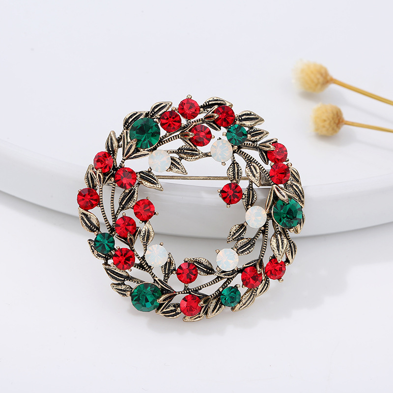 Broche à bijoux série noël, vê - Embroidery Font avis et prix