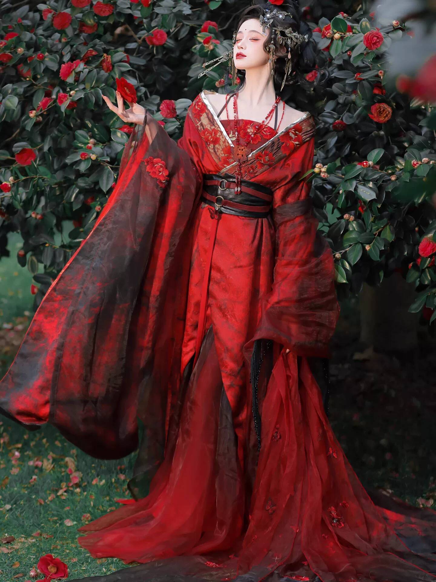 Nouvelle Robe Hanfu Rouge Datu - Embroidery Style avis et prix
