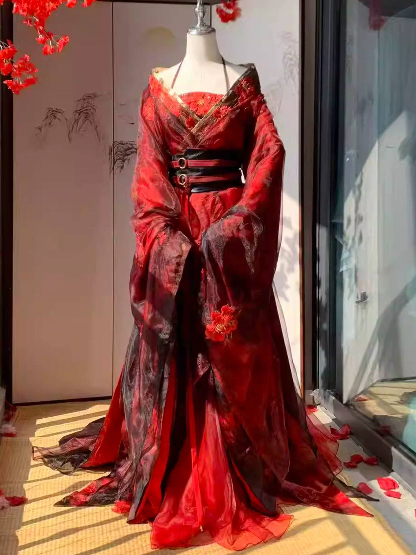 Nouvelle Robe Hanfu Rouge Datu - Embroidery Style avis et prix