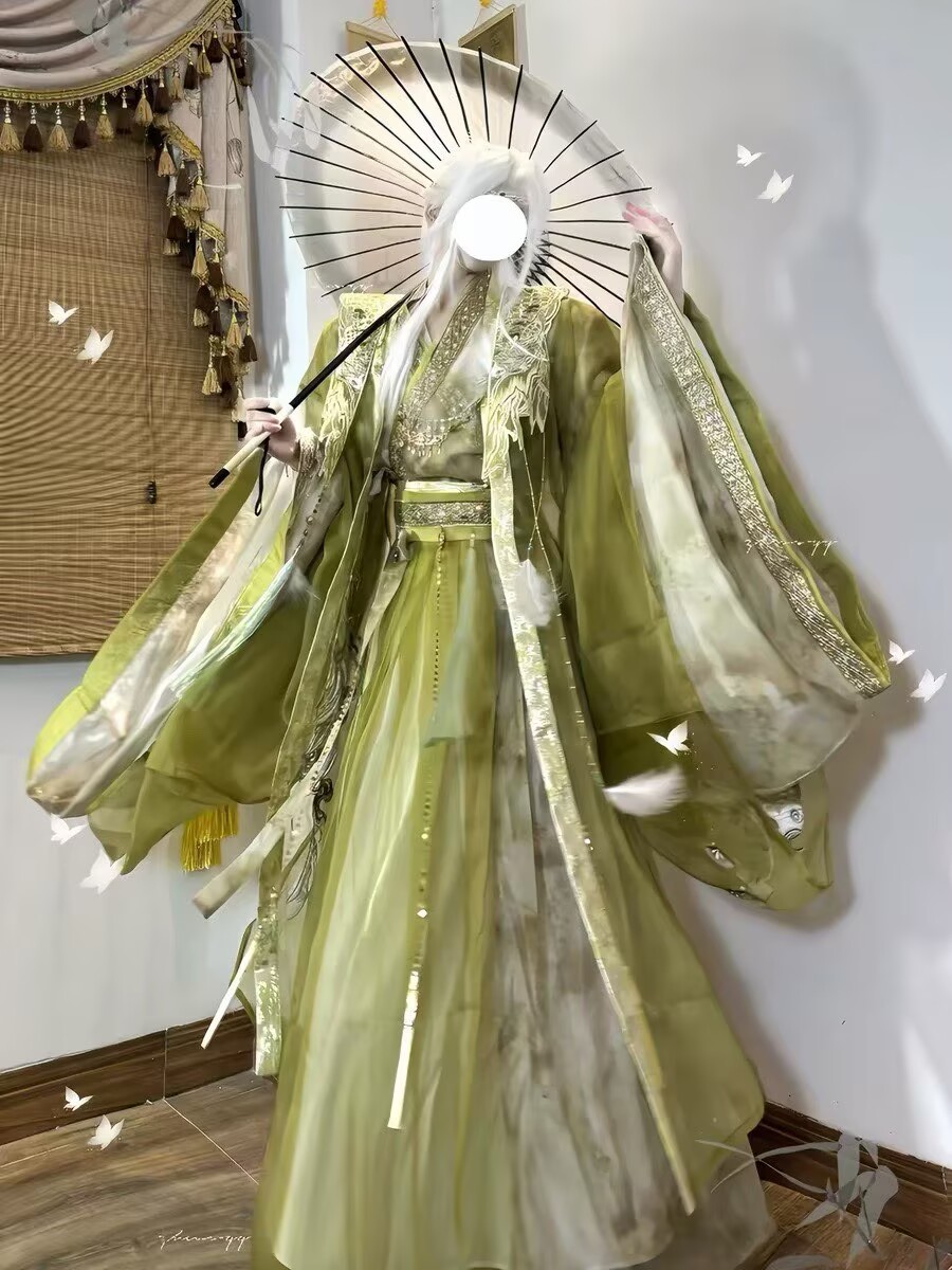 Tenue Hanfu de l'épée-femme Wu - Embroidery Outfit avis et prix