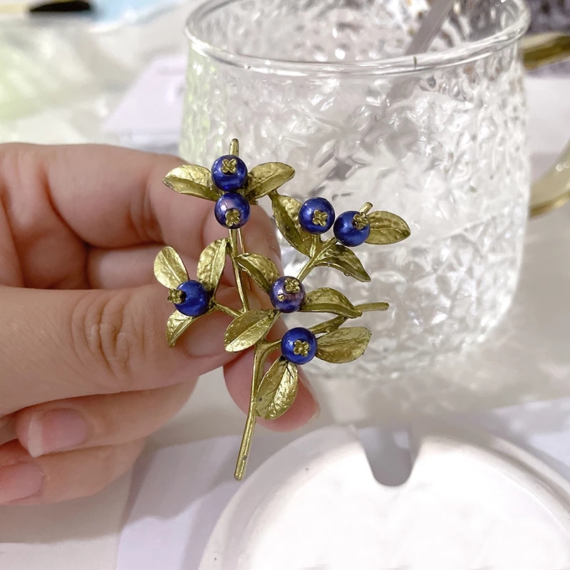 Broche Vintage en Émail pour F - Embroidery Australia avis et prix